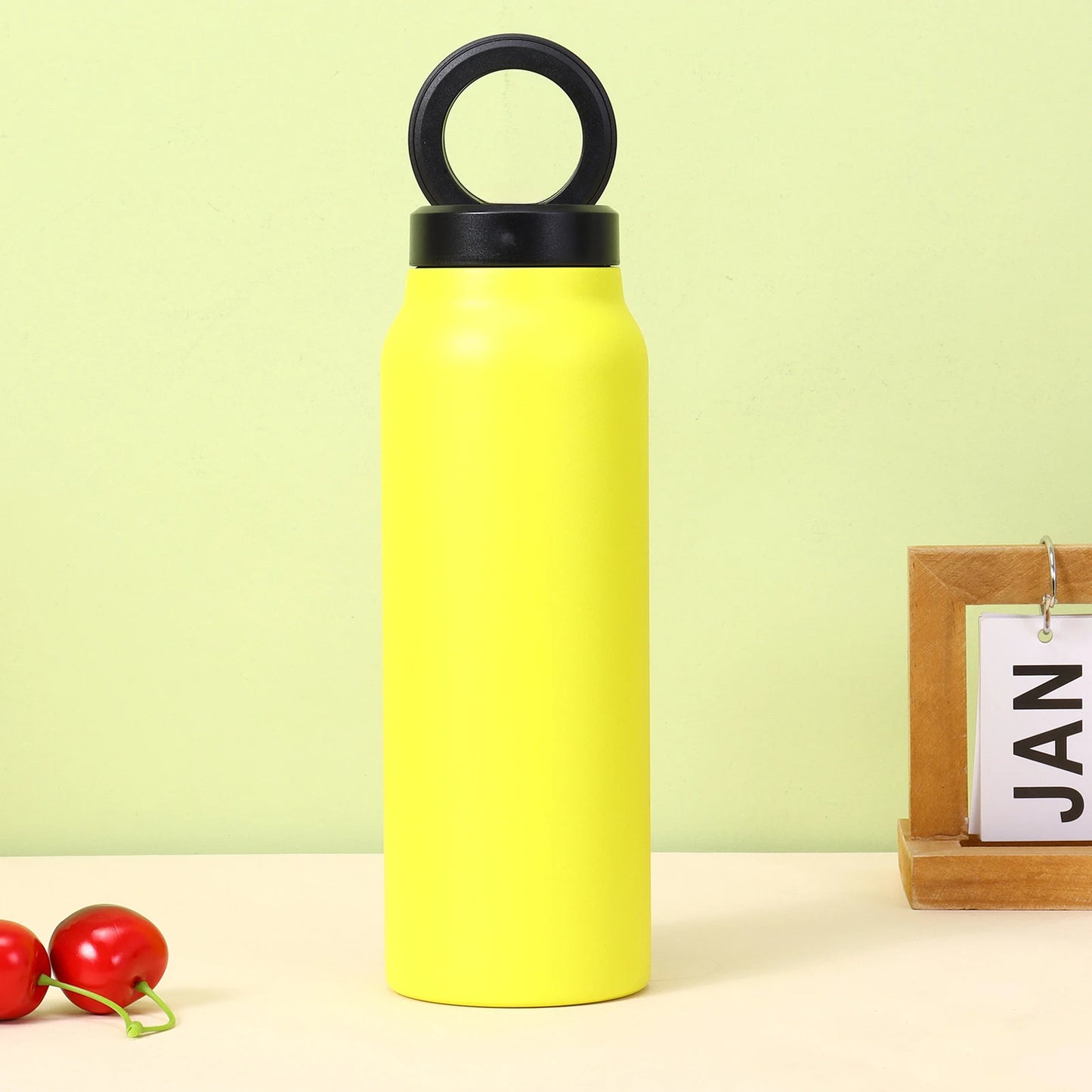 24Oz Insulated Water Bottle with Phone Mount Durable Leakproof Stainless Steel Sports Bottle for Outdoor Trip Household Camping